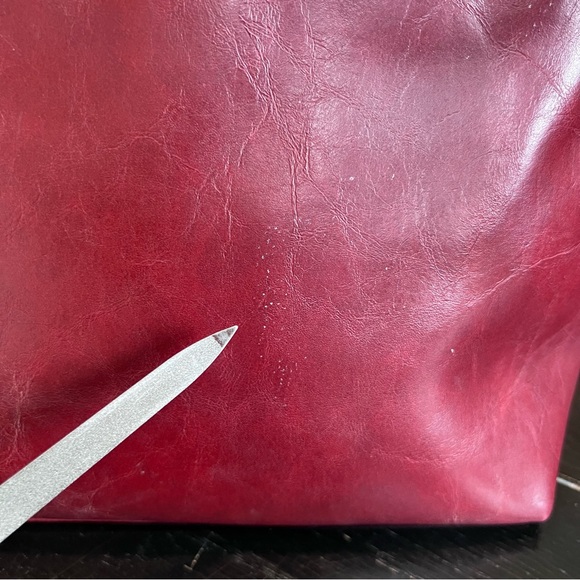 .⭐️ Relic Crossbody Bag Purse Red Burgundy Removable Strap - Picture 3 of 10